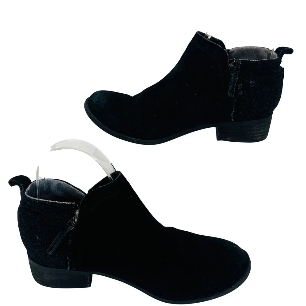 TOMS Kala Suede Ankle Booties Women's 6 Black Minimalist Chic Modern‎ Everyday